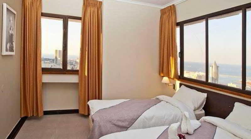 Market Hotel 海法 外观 照片