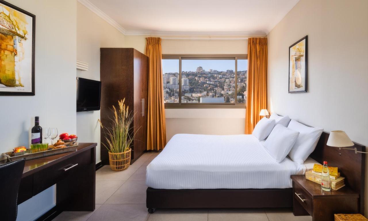 Market Hotel 海法 外观 照片